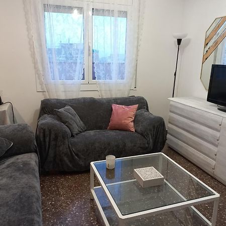 Cozy And Sunny Penthouse Fira Bcn Lejlighed L'Hospitalet de Llobregat Eksteriør billede